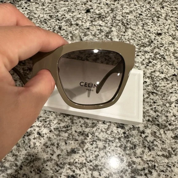 CELINE TRIOMPE ACETATE SQUARE SUNGLASSES BEIGE GRADIENT BROWN - Picture 5 of 14